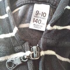 【無料】140cm Zara 長袖パーカーの画像