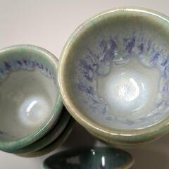 綺麗な色のおちょこ8個の画像