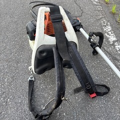 動作良好　早めの取引希望のため格安‼︎ 　やまびこ 共立 背負式刈払機 RME2500の画像