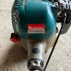 マキタ 草刈機 稼働確認済み メンテナンス必要
の画像