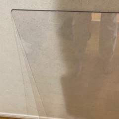 家電の下にひくパネルの画像