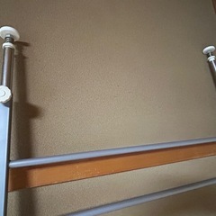 突っ張り収納？の画像
