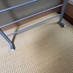突っ張り収納？の画像