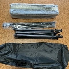 （新品）テーブルの画像