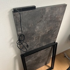 ニトリPCデスク×2  同シリーズラックの画像