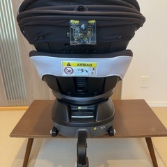 combi チャイルドシートの画像