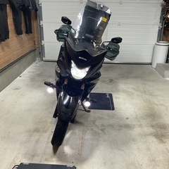 【自賠R11/1/25迄】 SUZUKI GSR250F 7725km 大型ボックス/LEDヘッド/フォグの画像