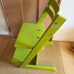 ストッケ　椅子の画像