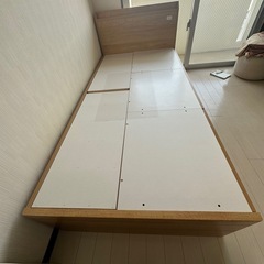 配達可【シングルベッド】【管理番号12107】金の画像