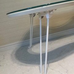 折りたたみガラステーブル ホワイトの画像