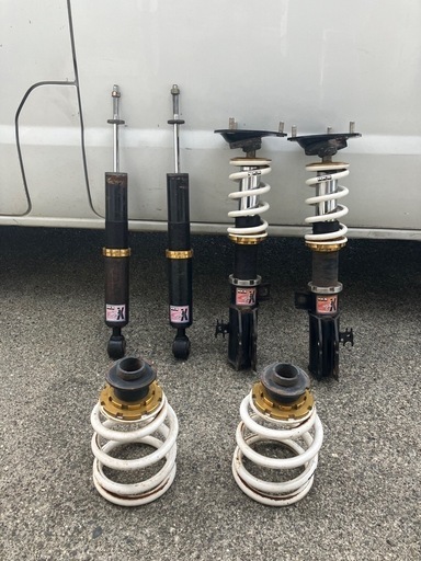 10アルファード車高調