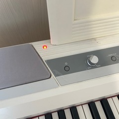 電子ピアノ　KORG コルグ　SP-170S スタンド付きの画像