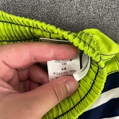 ✨水着2枚セット✨男の子　130センチの画像