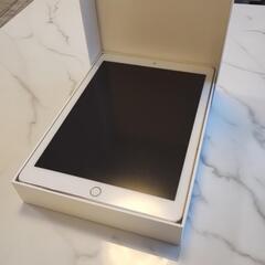 iPad Pro 9.7インチ Wi-Fi+Cellular 128GBの画像