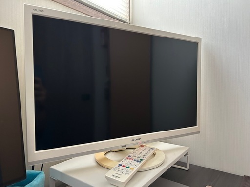 液晶テレビ（リモコン付） (コウ) 北鴻巣のテレビ《液晶テレビ