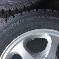 175/65R14 アルミホイール付スタッドレスタイヤ 4本セットの画像