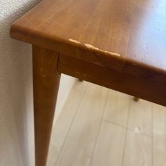 【8月3日で終了】引き出し付　デスク・机の画像