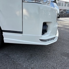 ハイエース　200系4型ワイド　リップスポイラー
の画像