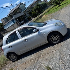 日産マーチの画像