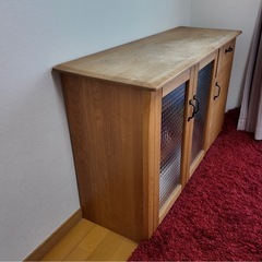 【引き取り手が見つかりました】使いやすいウッド調の棚の画像