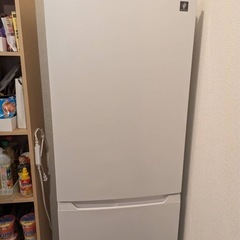 シャープ　230L冷蔵庫の画像