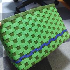 大きな四角カゴ(グリーン)の画像