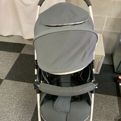  Aprica アップリカ　ベビーカー グレーの画像