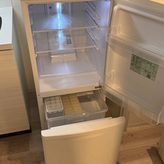 Panasonic 冷蔵庫　NR-B14BW マットバニラホワイト 右開きの画像