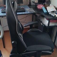 Zimous ゲーミングチェア オフィスチェア リクライニングチェア 肘掛付 伸縮可能の画像