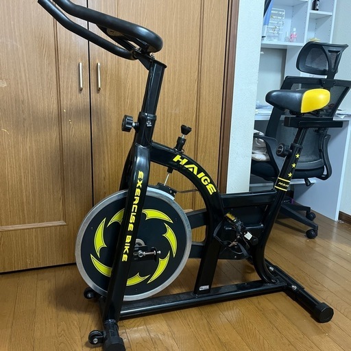 EXERCIS BIKE トレーニングマシーン