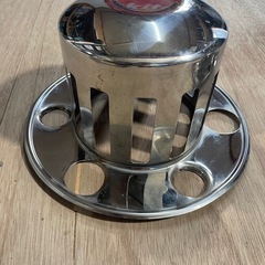 4トン トラック　リアハブカバーの画像