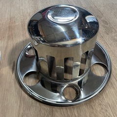 4トン トラック　リアハブカバーの画像