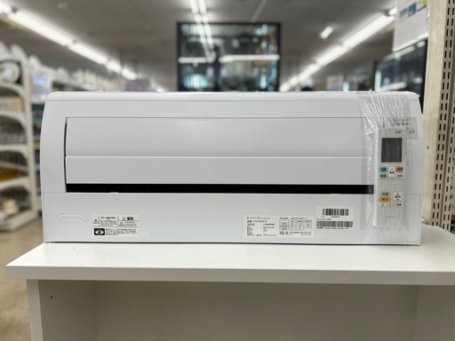 壁掛けエアコン　YAMADA    YHA-M22N