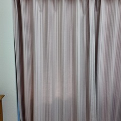【引き取り手が見つかりました】カーテン（2セット）の画像