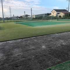 ソフトテニスして遊びませんか？☺