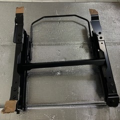 RECARO　レカロ　純正ベースフレーム　スズキ　ジムニー／ジムニーシエラ　JB64/JB74　右席用（2088.005.2 ）の画像