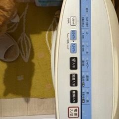 SHARP 加湿セラミックファンヒーター 加湿器 シャープ HX-127CX
の画像