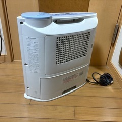 SHARP 加湿セラミックファンヒーター 加湿器 シャープ HX-127CX
の画像