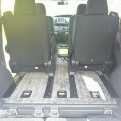 H21年エスティマ　アエラス　４WD　7人乗り　ナビＴＶ後席モニター　Ｂカメラ　ＥＴＣの画像