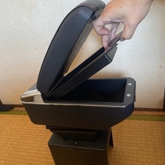 汎用コンソールボックスの画像