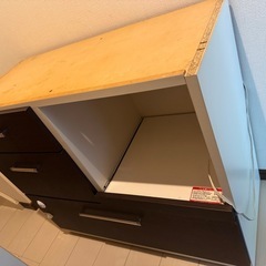 食器棚の画像