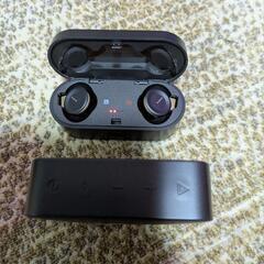 JBLgo2 エレコムBluetoothイヤホンの画像