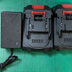再3【専用バッテリー２個+専用充電器】 草刈り機 芝刈り機 電動式草刈り機 マキタ 純正バッテリー対応の画像