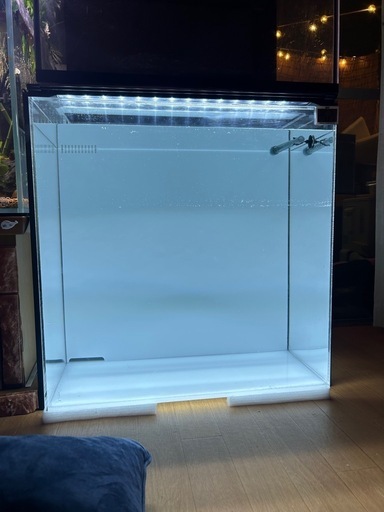 アクリル　水槽