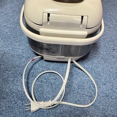 炊飯器　ZOJIRUSHIの画像