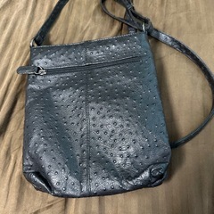 ショルダーバッグの画像