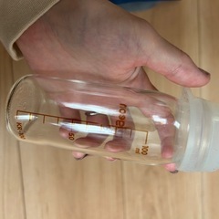 ピジョン 産まれた時から使える哺乳瓶の画像