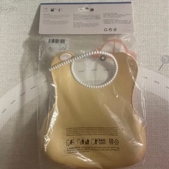 【未開封】ベビービョルン　食事用エプロンの画像