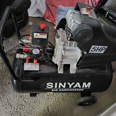 エアーコンプレッサー　SIMYAM ５馬力　５０リットルの画像