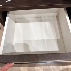 食器棚の画像